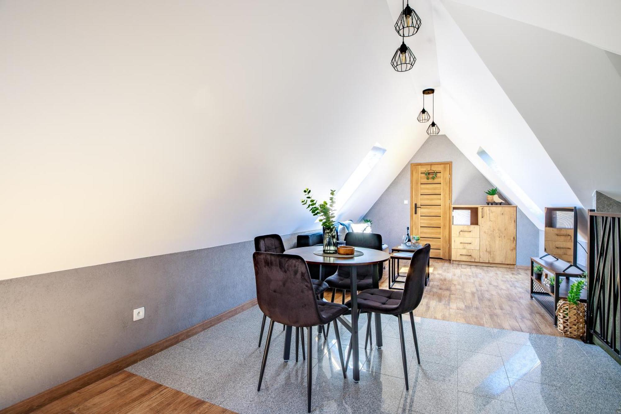 Wolfpack Guest House เบียลกาตัทร์ชันสกา ภายนอก รูปภาพ