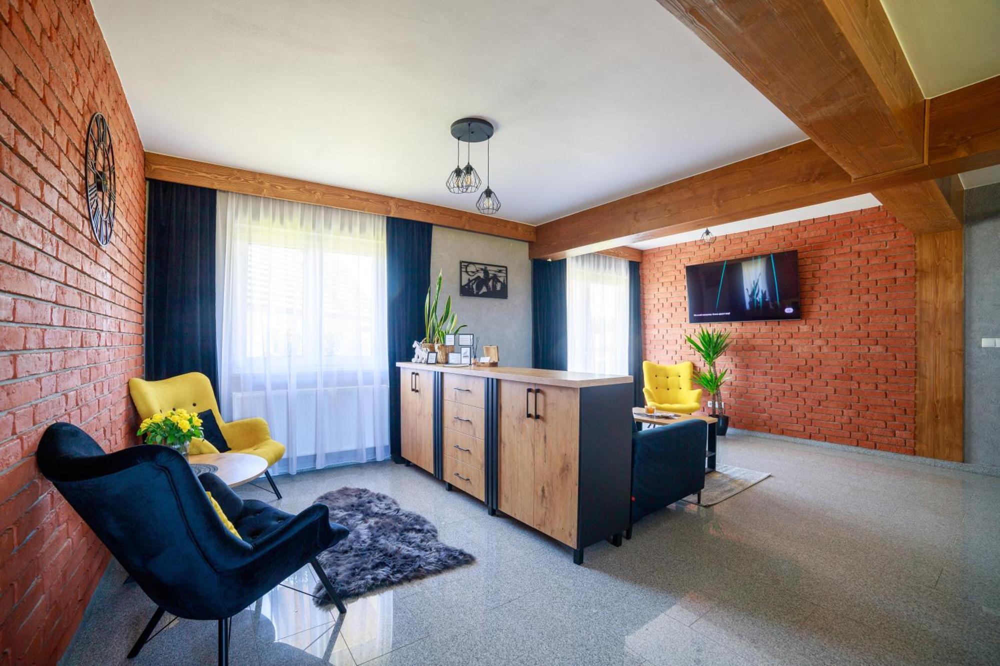 Wolfpack Guest House เบียลกาตัทร์ชันสกา ภายนอก รูปภาพ